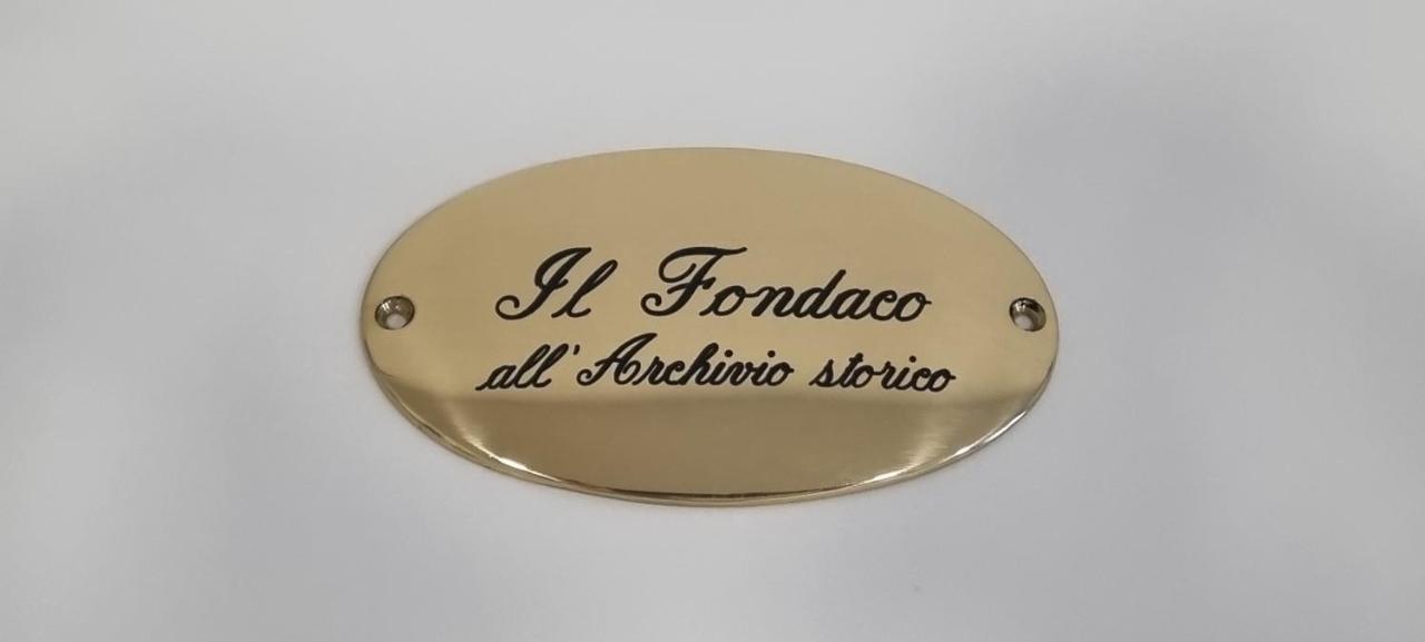 Il Fondaco All'Archivio Storico Napels Buitenkant foto
