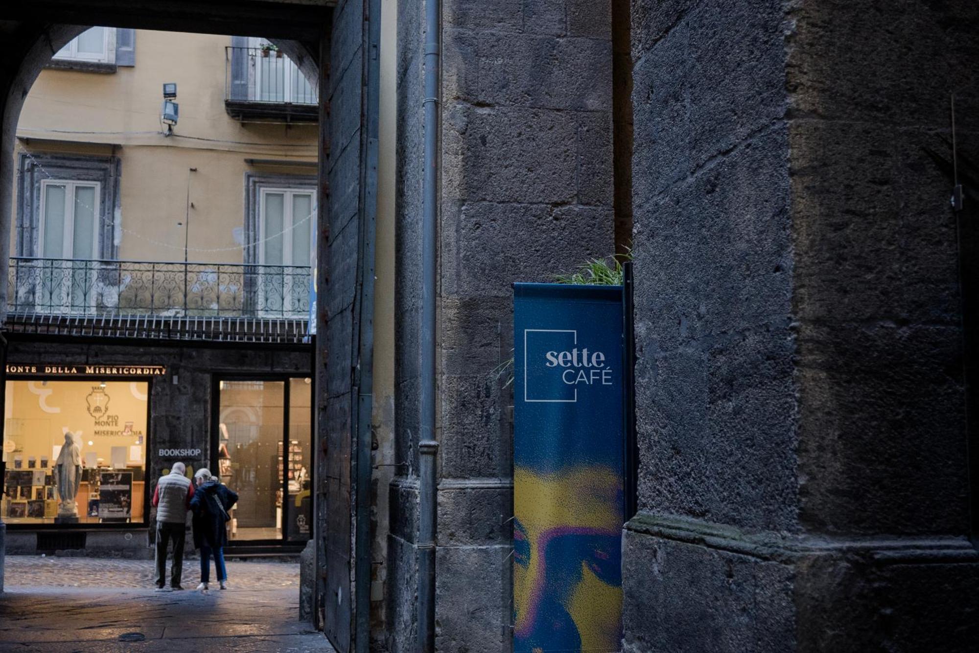 Il Fondaco All'Archivio Storico Napels Buitenkant foto